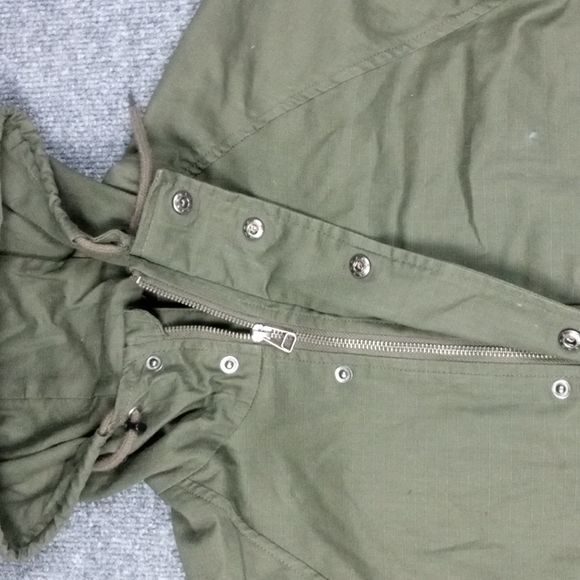 Volcom Jacket. - Picture 6 of 12